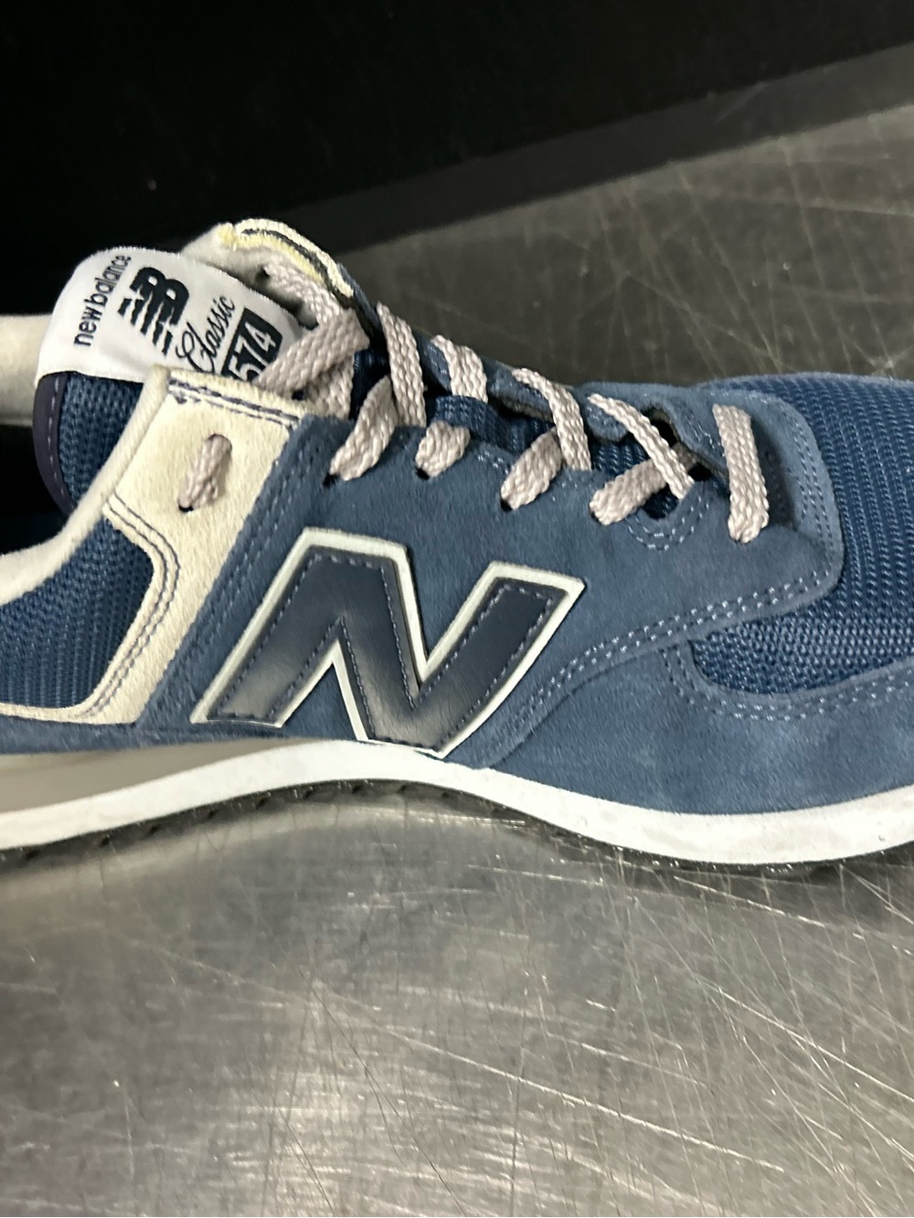 New Balance Classic 574 Size 10 Men - Picture 3 of 11